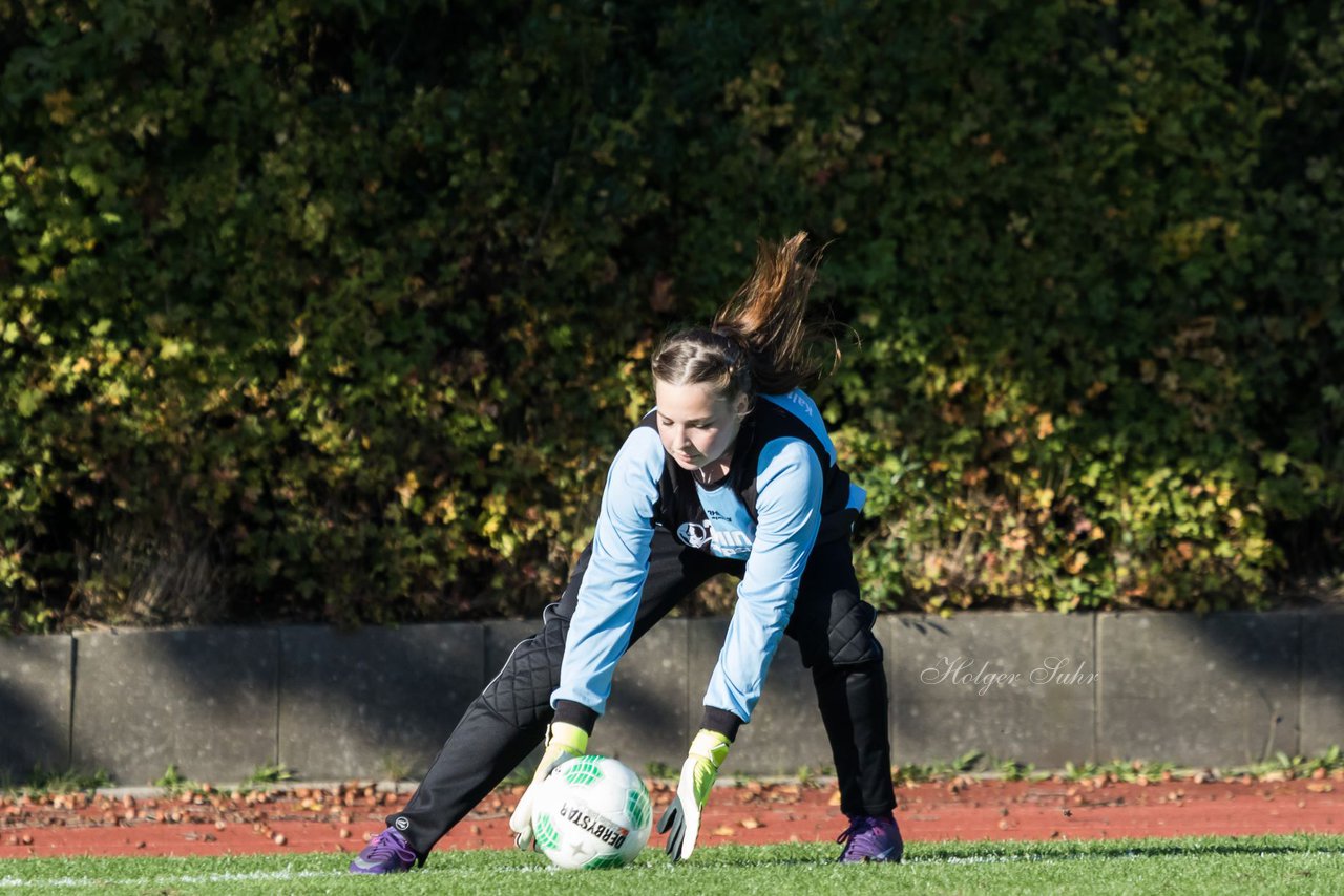 Bild 60 - C-Juniorinnen Kaltenkirchener TS - TuS Tensfeld : Ergebnis: 8:1